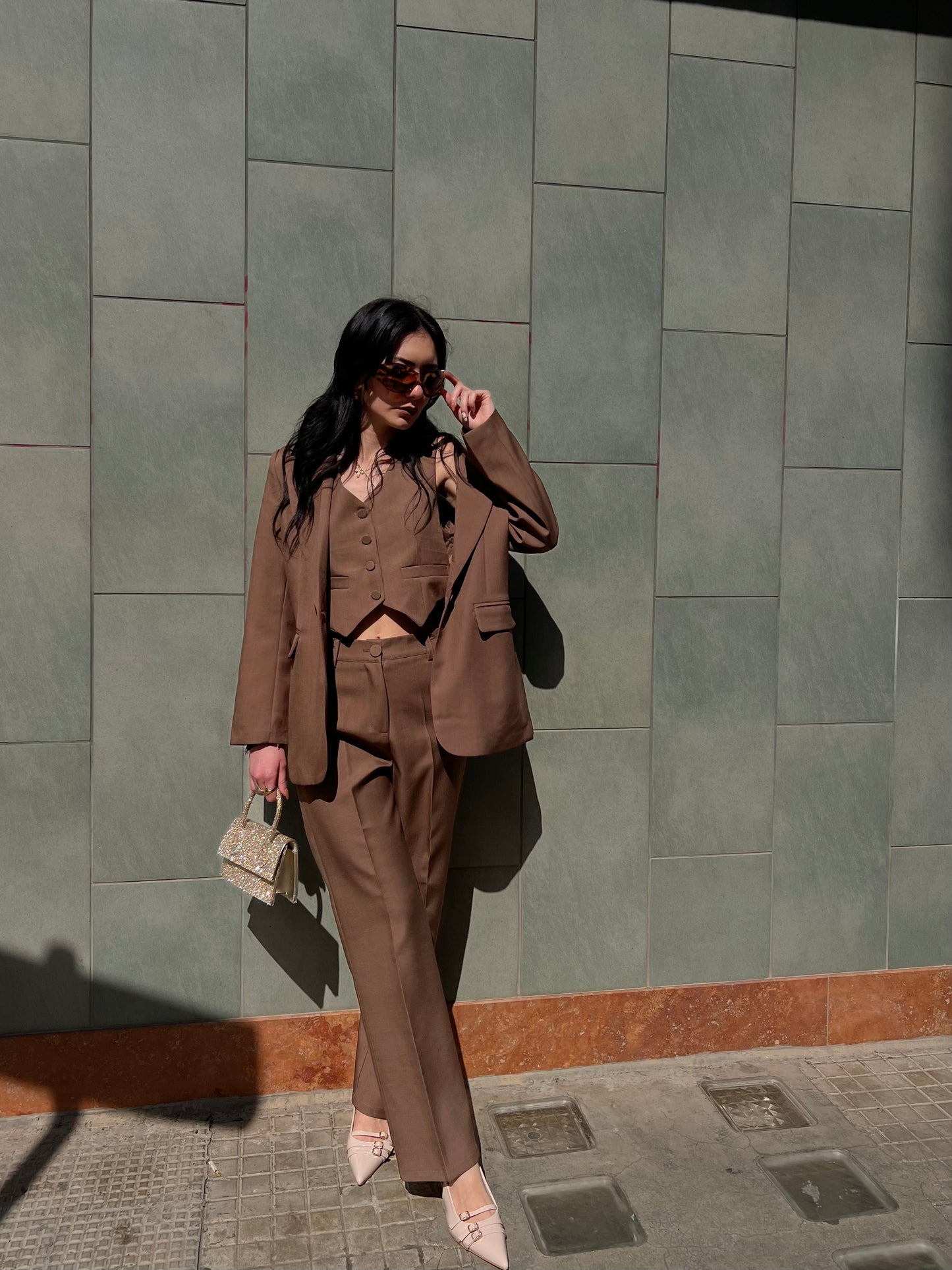 Tailleur three