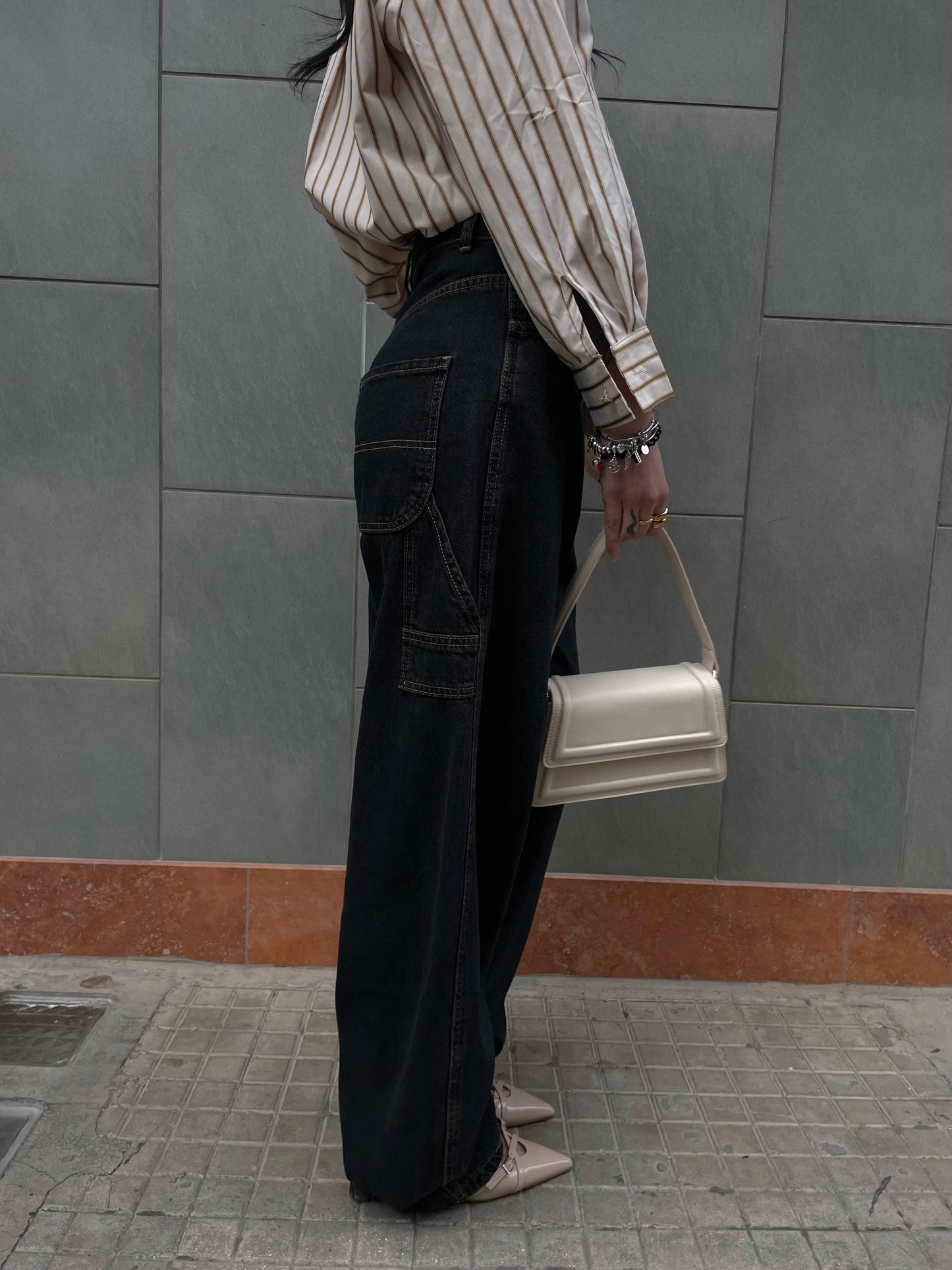 Baggy Dark Brown Jeans