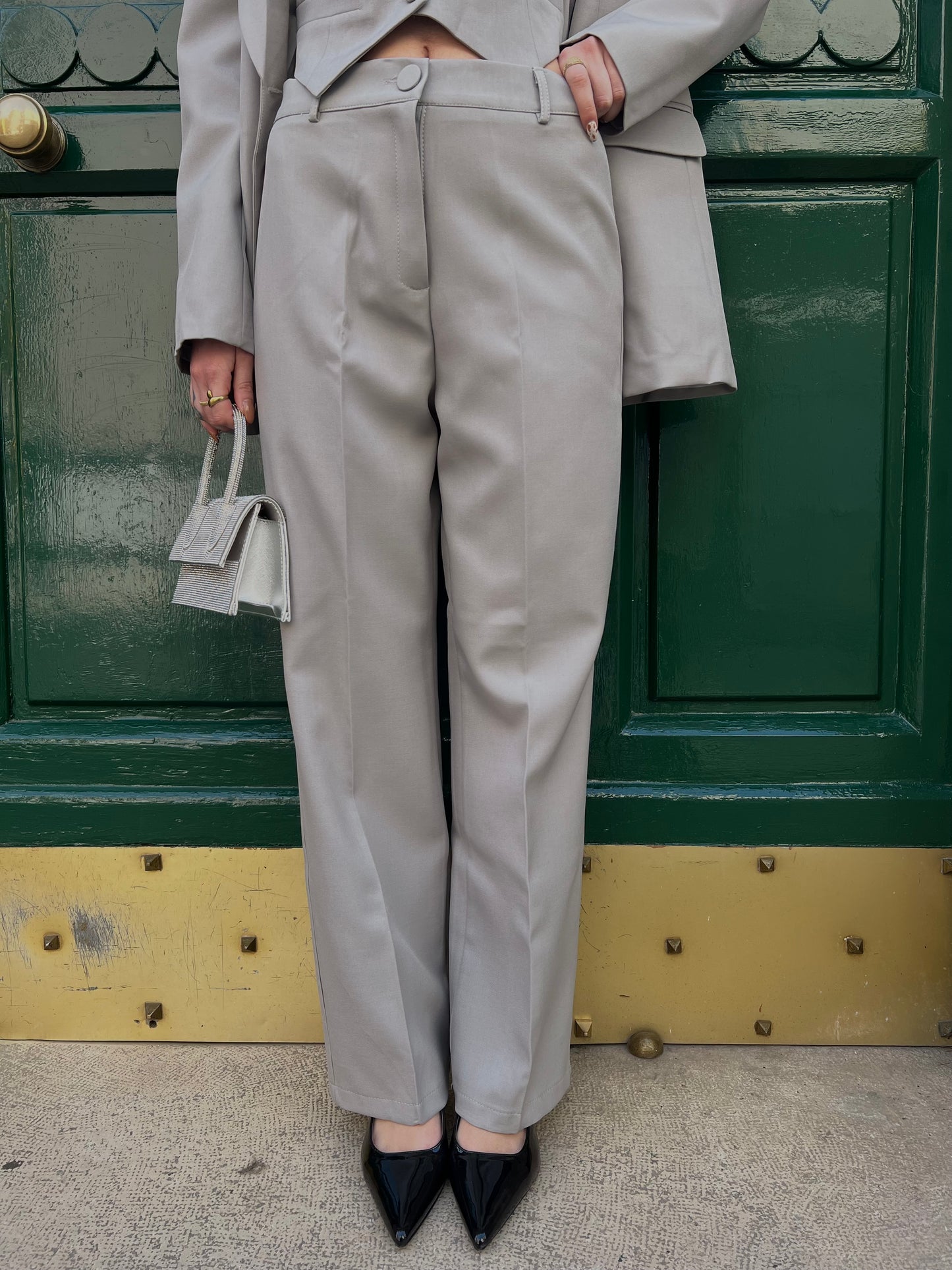 Tailleur three