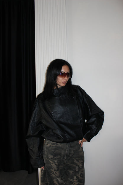 Bomber Botton